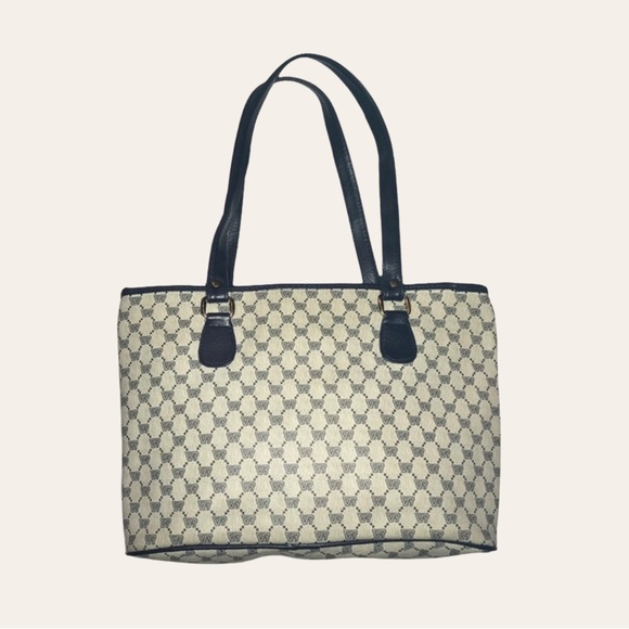 Vintage VR Classic Monogram Tote Bag 💼 - Picture 2 of 7